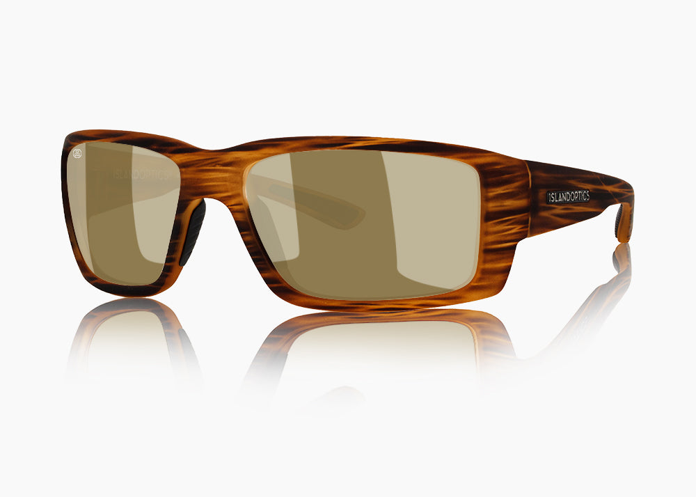 wood grain|yellow low light