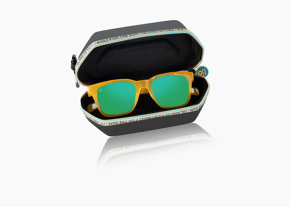 green-flash-mirror-translucent-mango