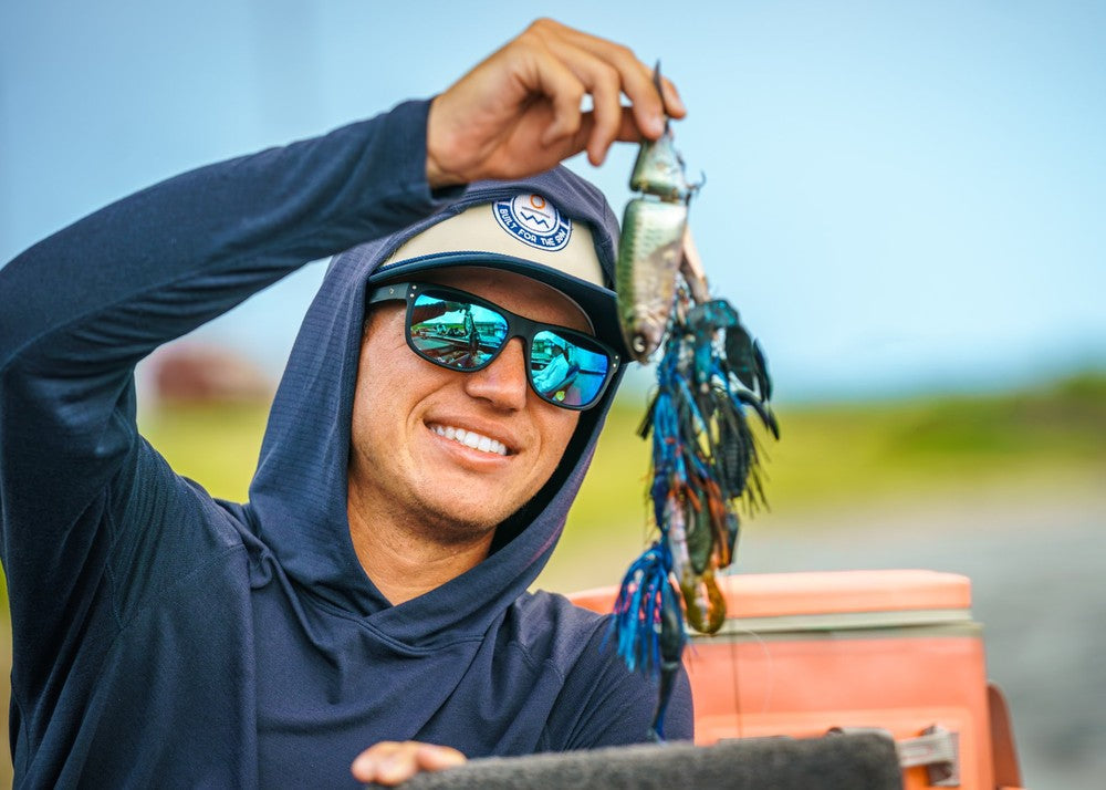 matte black|yellow low light